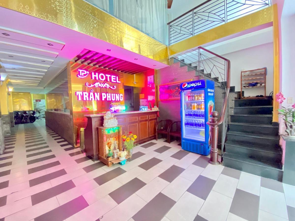 Tran Phung Hotel โฮจิมินห์ซิตี้ ภายนอก รูปภาพ