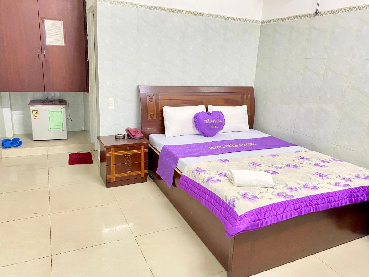 Tran Phung Hotel โฮจิมินห์ซิตี้ ภายนอก รูปภาพ